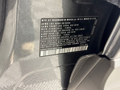 2026 Volkswagen Taos SE