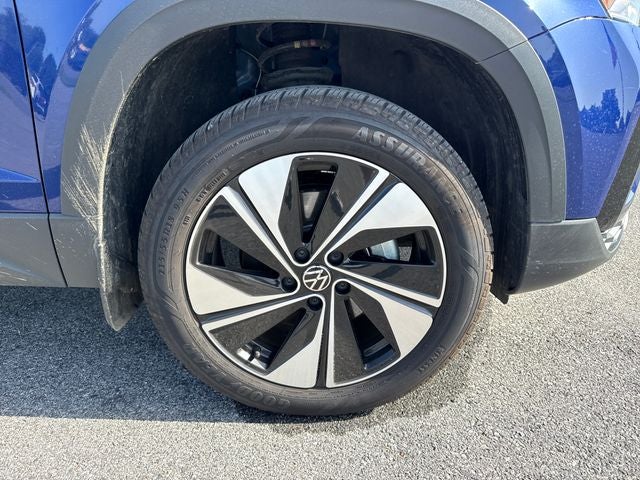 2024 Volkswagen Taos SE