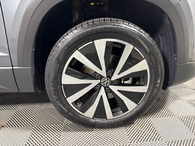 2023 Volkswagen Taos SE