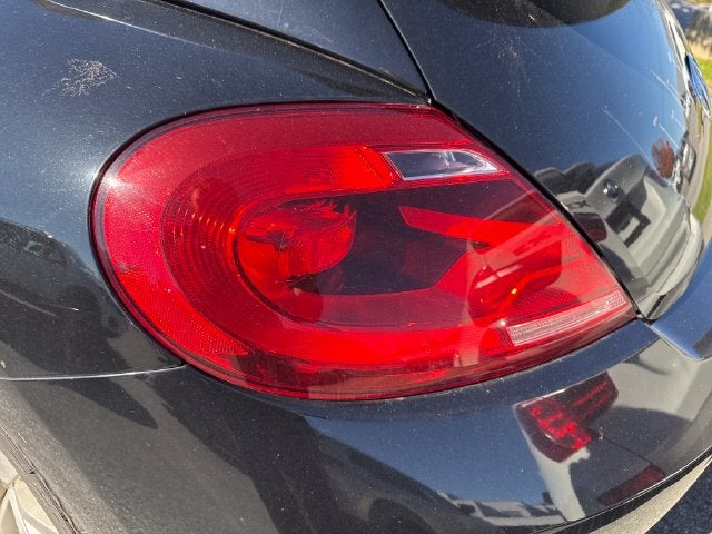 2013 Volkswagen Beetle Base