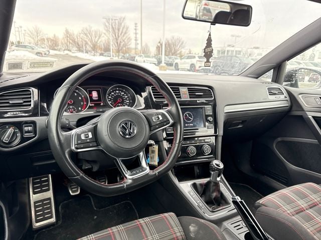2021 Volkswagen Golf GTI S