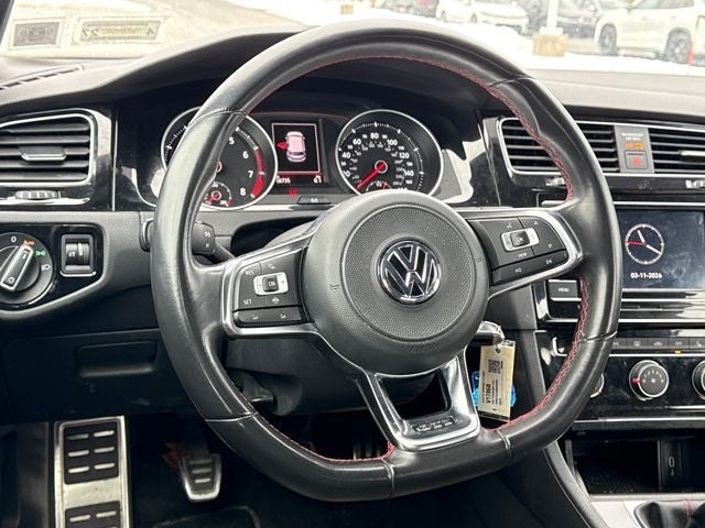 2021 Volkswagen Golf GTI S
