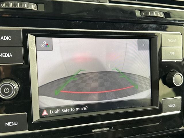 2021 Volkswagen Golf GTI S