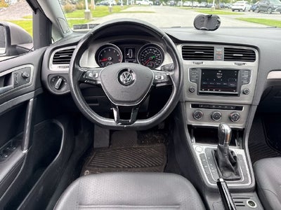 2016 Volkswagen Golf SportWagen TSI SE