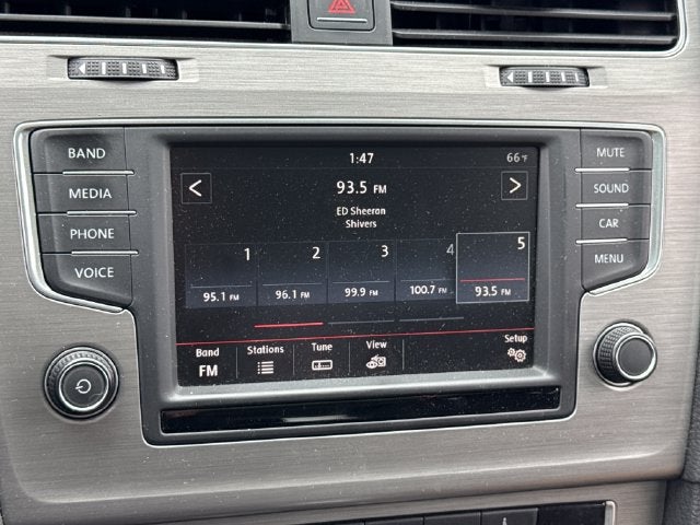 2016 Volkswagen Golf SportWagen TSI SE