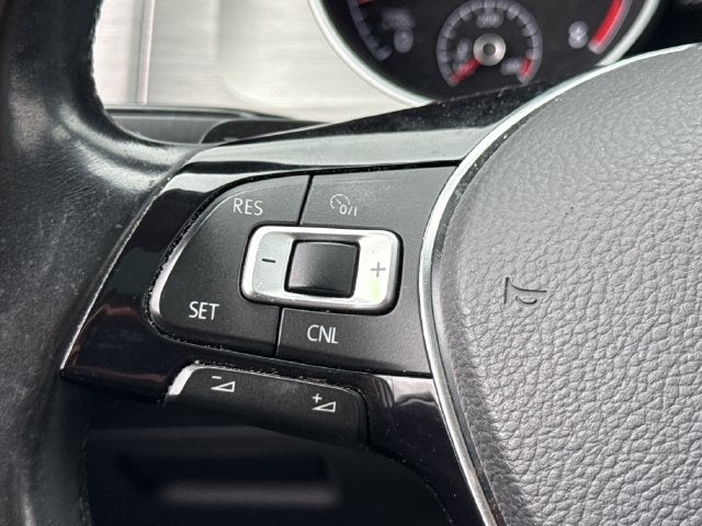 2016 Volkswagen Golf SportWagen TSI SE