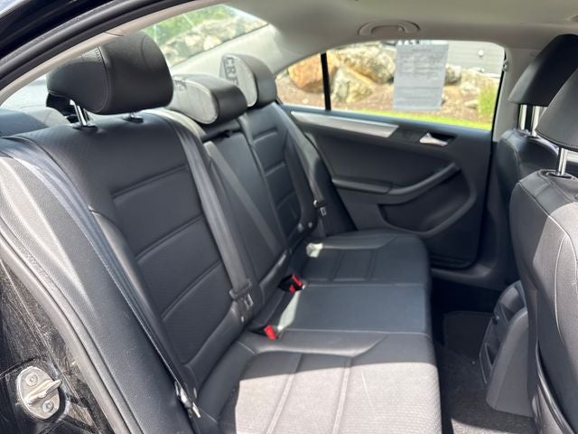 2015 Volkswagen Jetta 1.8T SE w/Connectivity/Navigation