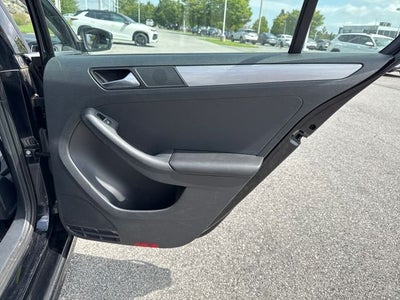 2015 Volkswagen Jetta 1.8T SE w/Connectivity/Navigation