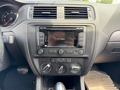 2015 Volkswagen Jetta 1.8T SE w/Connectivity/Navigation