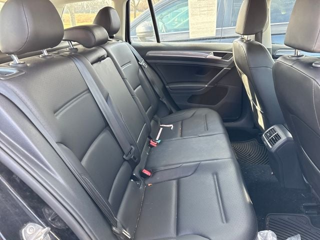 2017 Volkswagen Golf Alltrack SE