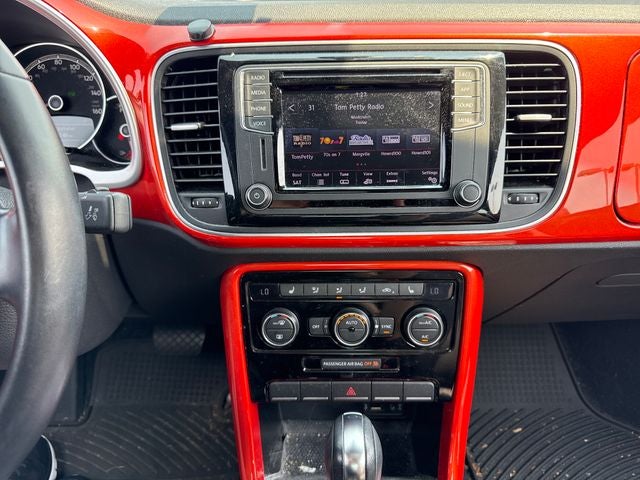 2019 Volkswagen Beetle SE