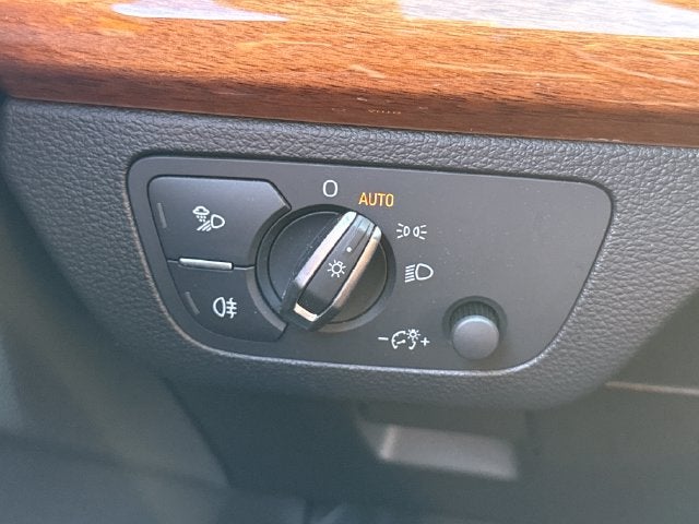 2023 Audi Q5 S line Premium