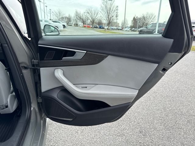 2023 Audi A4 S line Prestige