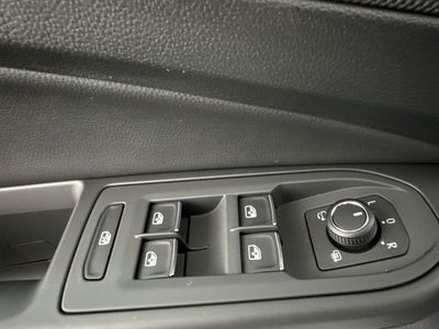 2025 Volkswagen Golf GTI SE