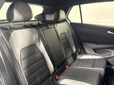 2025 Volkswagen Golf GTI Autobahn