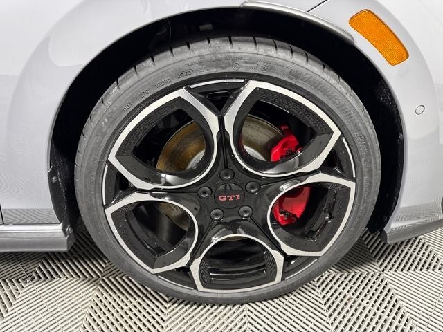 2026 Volkswagen Golf GTI Autobahn