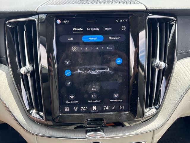 2025 Volvo XC60 Ultra
