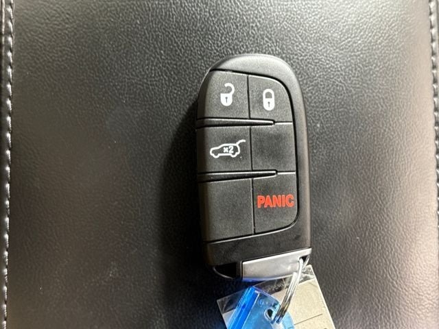 2020 Jeep Grand Cherokee Laredo E