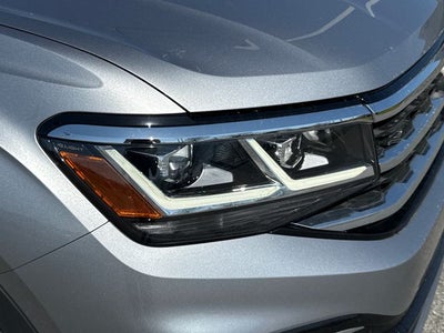 2022 Volkswagen Atlas Cross Sport 2.0T SEL R-Line