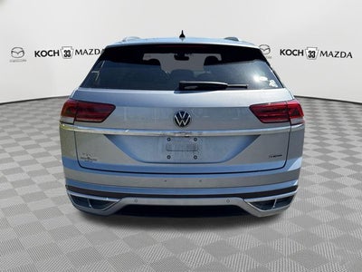 2022 Volkswagen Atlas Cross Sport 2.0T SEL R-Line