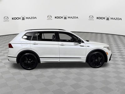 2022 Volkswagen Tiguan 2.0T SE R-Line Black