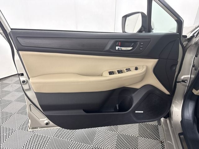 2017 Subaru Legacy 3.6R Limited