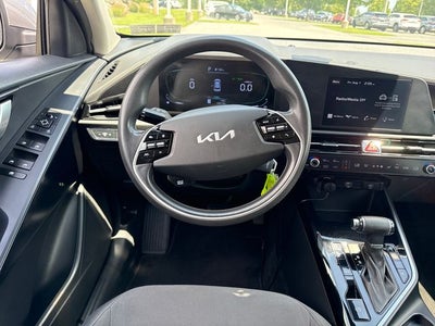2023 Kia Niro LX