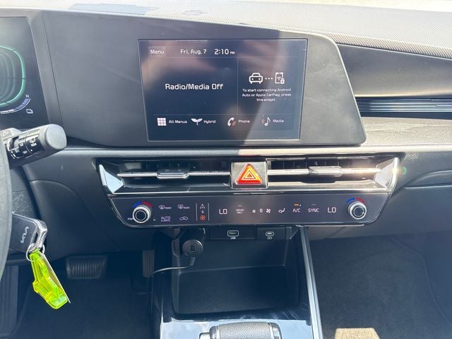 2023 Kia Niro LX