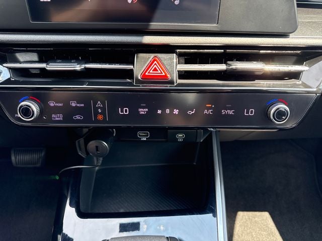 2023 Kia Niro LX