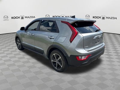 2023 Kia Niro LX