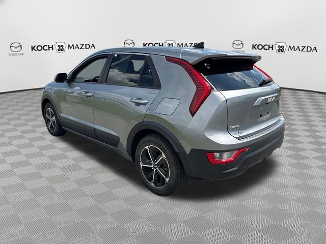 2023 Kia Niro LX
