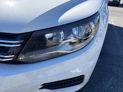 2018 Volkswagen Tiguan Limited 2.0T 4Motion