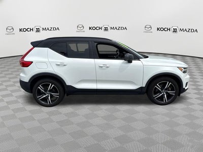 2019 Volvo XC40 R-Design