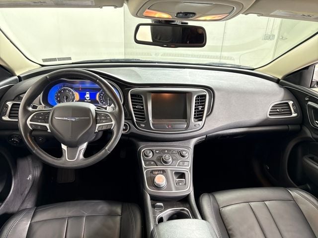 2016 Chrysler 200 C