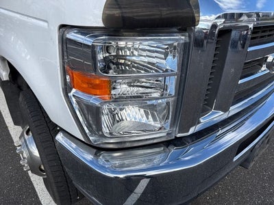 2019 Ford E-450SD Base