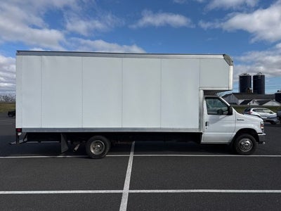 2019 Ford E-450SD Base