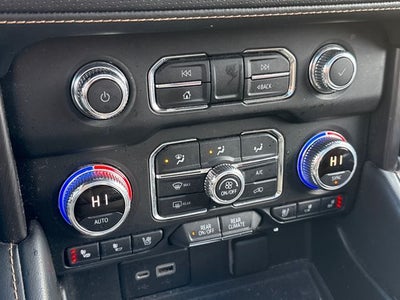 2021 GMC Yukon XL AT4