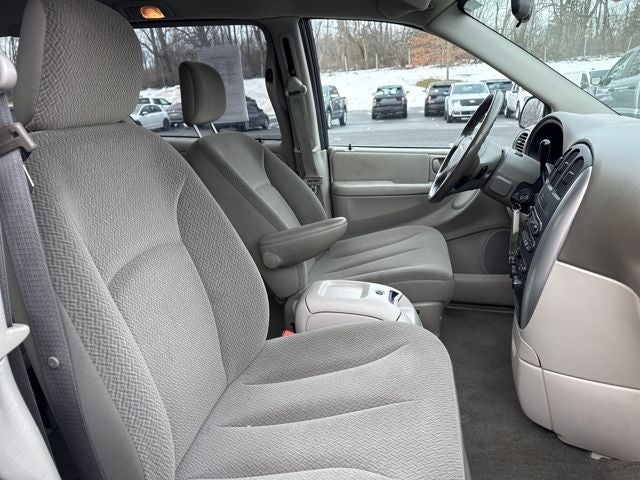 2005 Chrysler Town & Country Touring