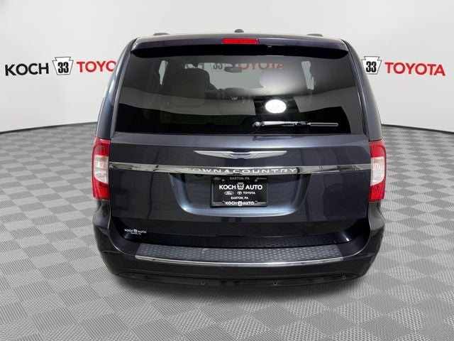 2014 Chrysler Town & Country Touring