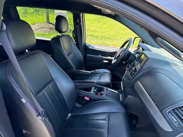 2016 Dodge Grand Caravan R/T
