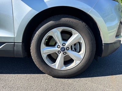2020 Ford Edge SE