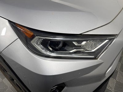 2020 Toyota RAV4 Hybrid XSE