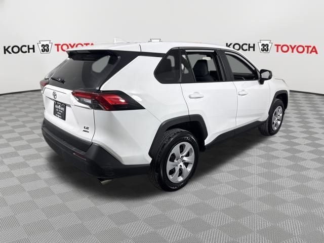 2025 Toyota RAV4 LE