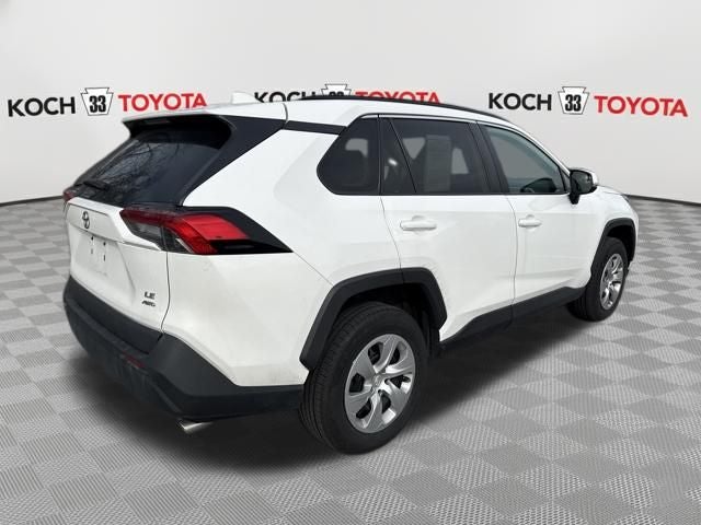 2020 Toyota RAV4 LE