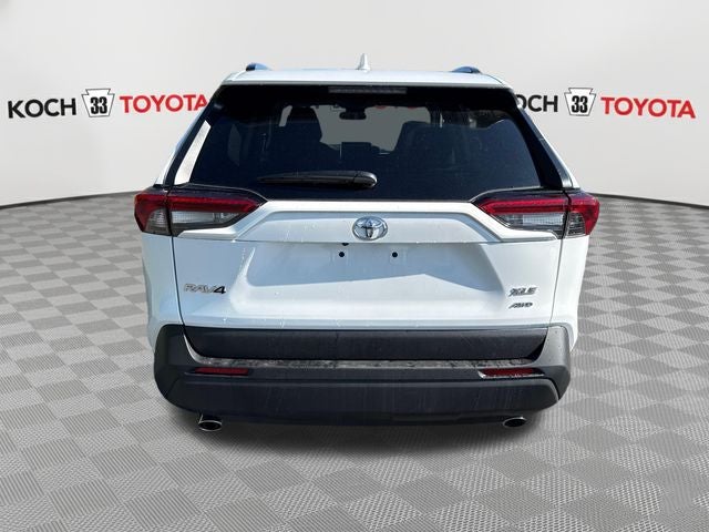 2025 Toyota RAV4 XLE