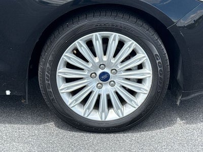 2016 Ford Fusion Hybrid SE