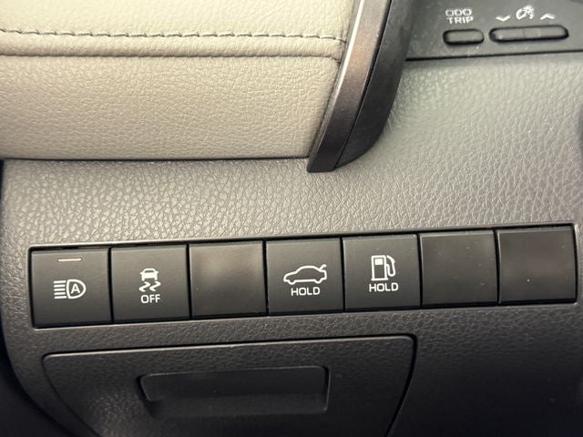 2023 Toyota AWD Camry LE