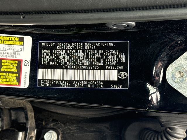 2025 Toyota Camry SE