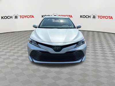 2020 Toyota Camry Hybrid XLE