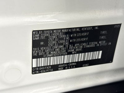 2025 Toyota RAV4 Hybrid XLE